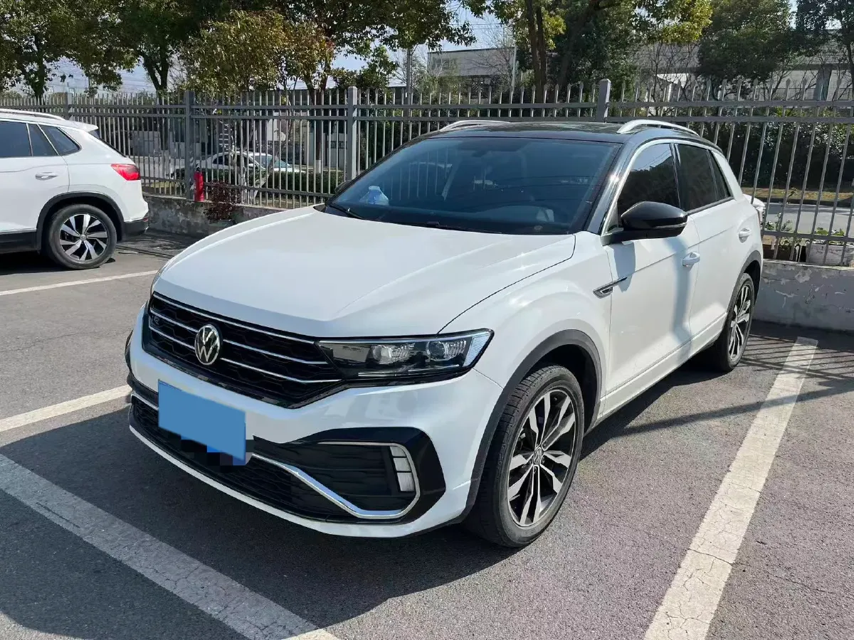 2022 Volkswagen T-Roc 1.4T 150HP L4 7DCT,autocango,china used car exporter,china ev exporter,chinese used car exporter,chinese used ev exporter
