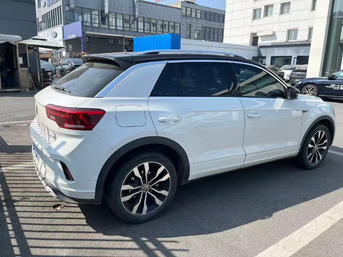 2022 Volkswagen T-Roc 1.4T 150HP L4 7DCT,autocango,china used car exporter,china ev exporter,chinese used car exporter,chinese used ev exporter