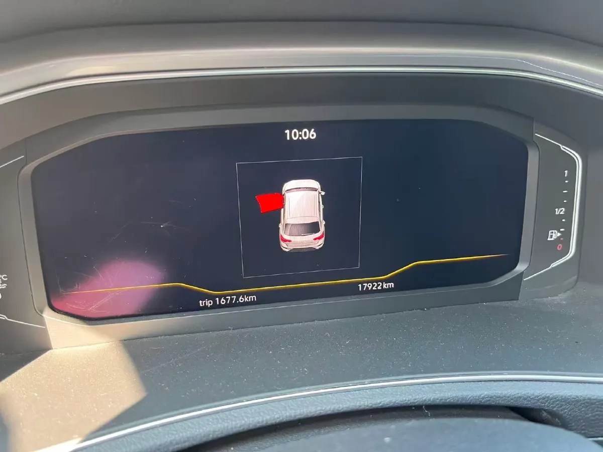 2022 Volkswagen T-Roc 1.4T 150HP L4 7DCT,autocango,china used car exporter,china ev exporter,chinese used car exporter,chinese used ev exporter