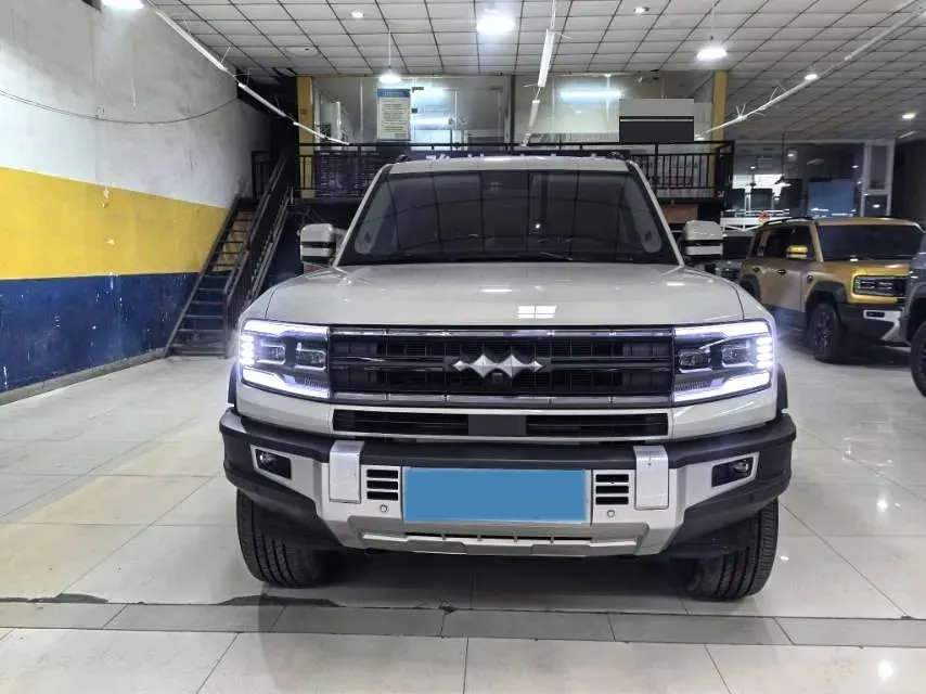 2023 FangChengBao Bao 5 1.5T 194HP L4 E-CVT PHEV 31.8KWH,autocango,china used car exporter,china ev exporter,chinese used car exporter,chinese used ev exporter
