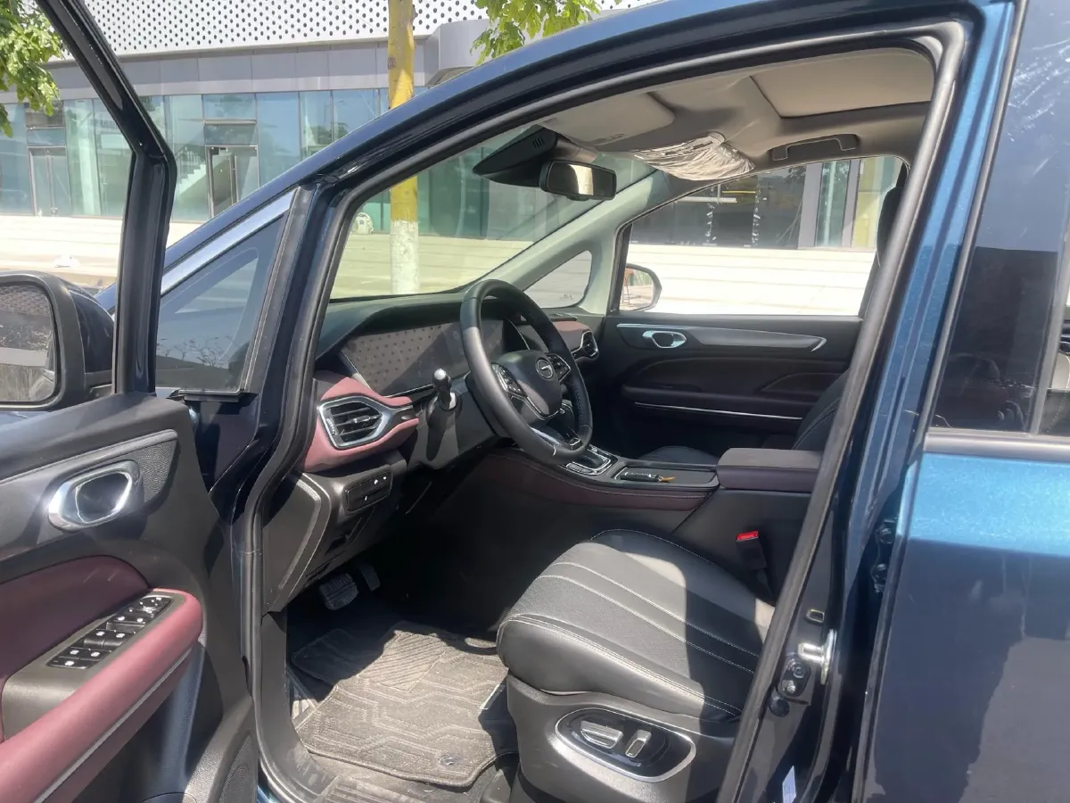 2021 GAC Trumpchi M6 1.5T 169HP L4 7DCT,autocango,china used car exporter,china ev exporter,chinese used car exporter,chinese used ev exporter