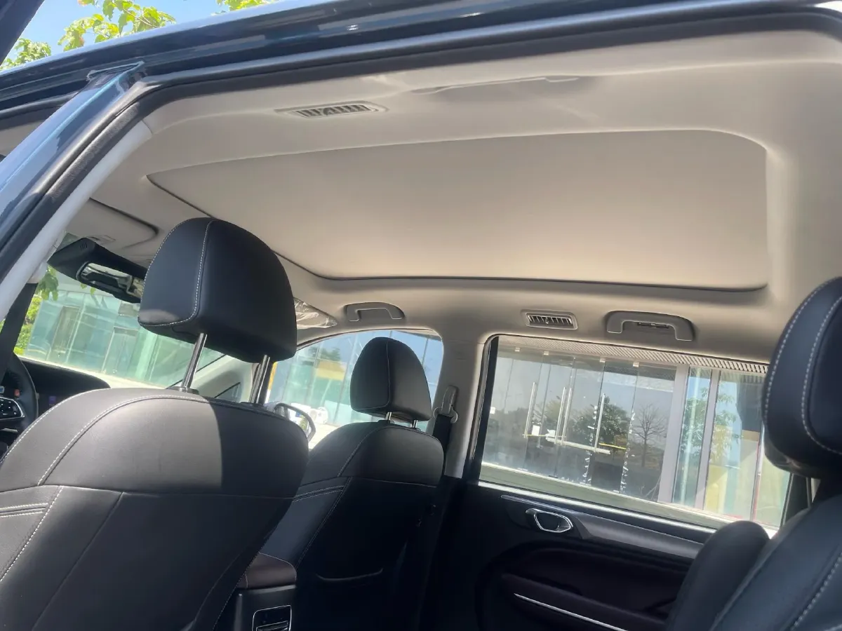 2021 GAC Trumpchi M6 1.5T 169HP L4 7DCT,autocango,china used car exporter,china ev exporter,chinese used car exporter,chinese used ev exporter