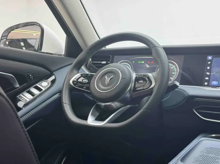 2024 Voyah FREE 1.5T 150HP L4 REEV 39.2KWH,autocango,china used car exporter,china ev exporter,chinese used car exporter,chinese used ev exporter