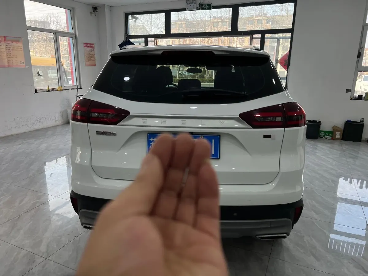 2021 Ford Escort 1.5L 122HP L3 6AT,autocango,china used car exporter,china ev exporter,chinese used car exporter,chinese used ev exporter