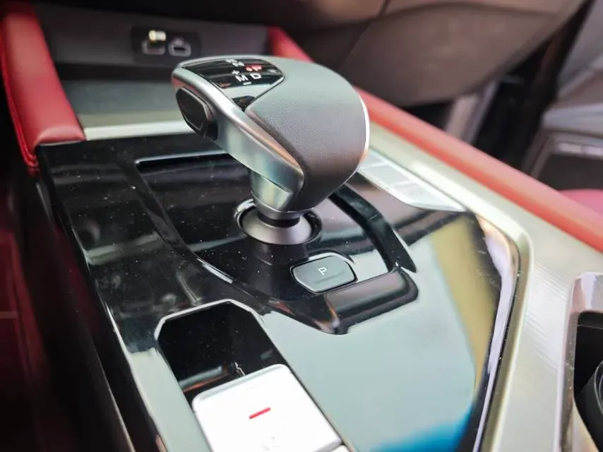 2024 Jetour X70 1.5T 156HP L4 6DCT,autocango,china used car exporter,china ev exporter,chinese used car exporter,chinese used ev exporter