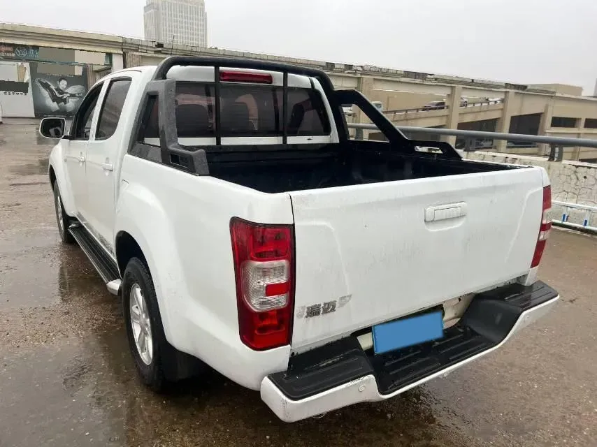 2018 Isuzu RE-MAX Jim 2.8T 116HP L4 5MT,autocango,china used car exporter,china ev exporter,chinese used car exporter,chinese used ev exporter