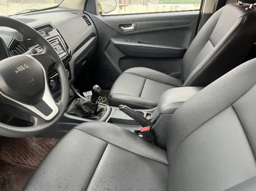 2018 Isuzu RE-MAX Jim 2.8T 116HP L4 5MT,autocango,china used car exporter,china ev exporter,chinese used car exporter,chinese used ev exporter