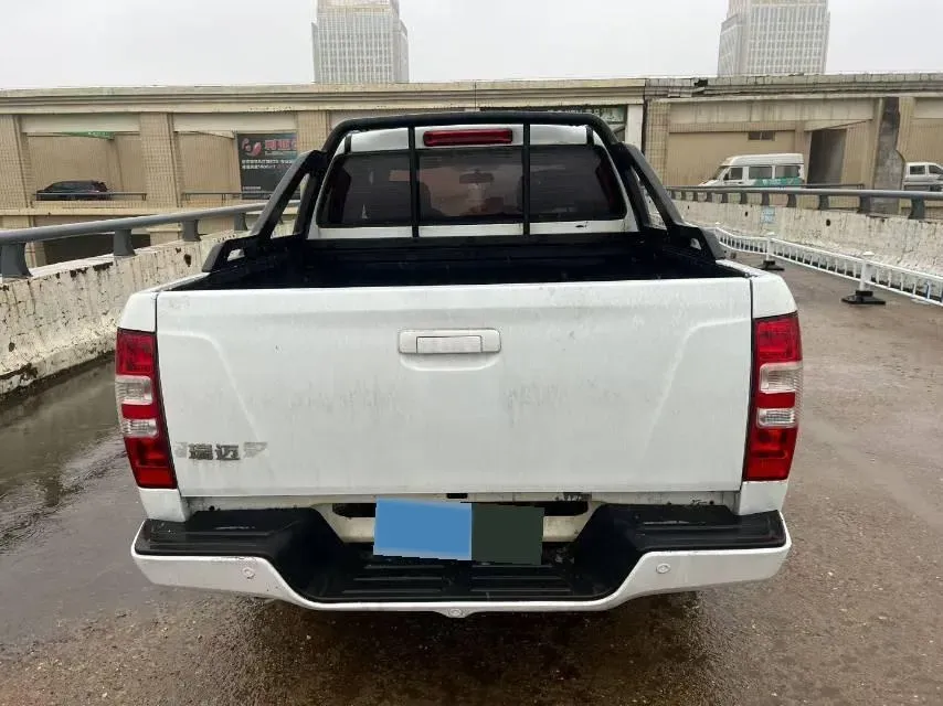 2018 Isuzu RE-MAX Jim 2.8T 116HP L4 5MT,autocango,china used car exporter,china ev exporter,chinese used car exporter,chinese used ev exporter