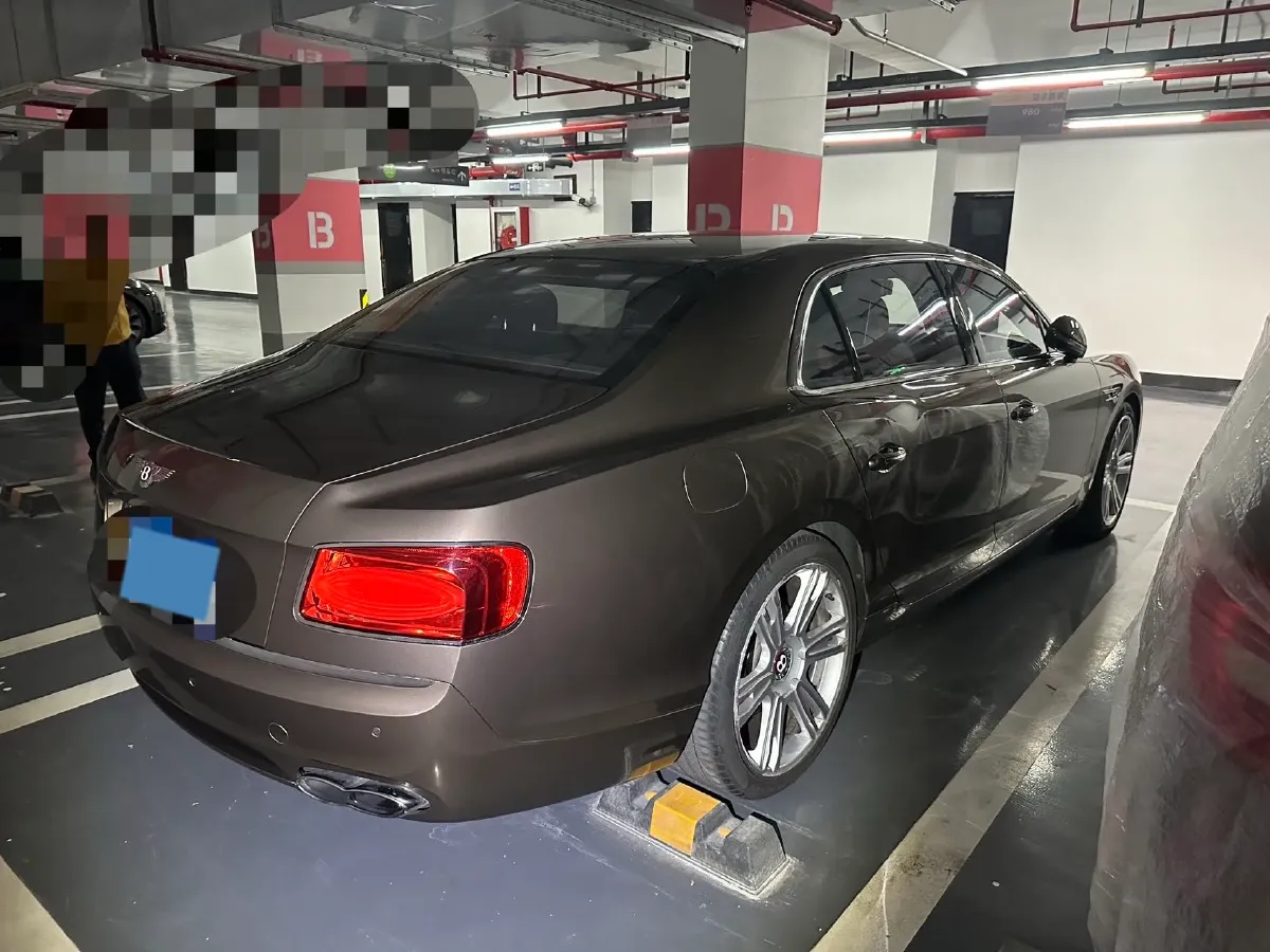2017 Bentley Flying Spur 4.0T 528HP V8 8AT,autocango,china used car exporter,china ev exporter,chinese used car exporter,chinese used ev exporter