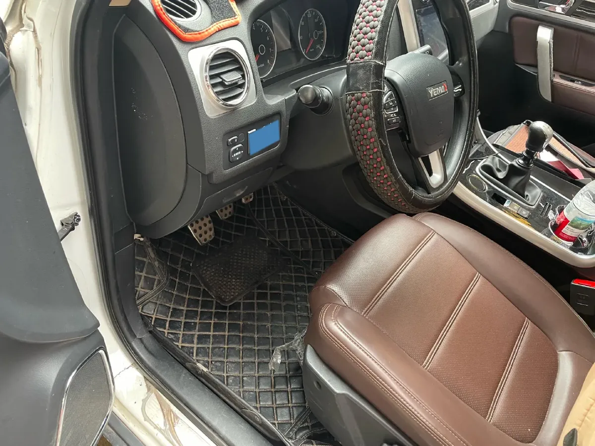 2017 Yema T70 1.5T 150HP L4 5MT,autocango,china used car exporter,china ev exporter,chinese used car exporter,chinese used ev exporter