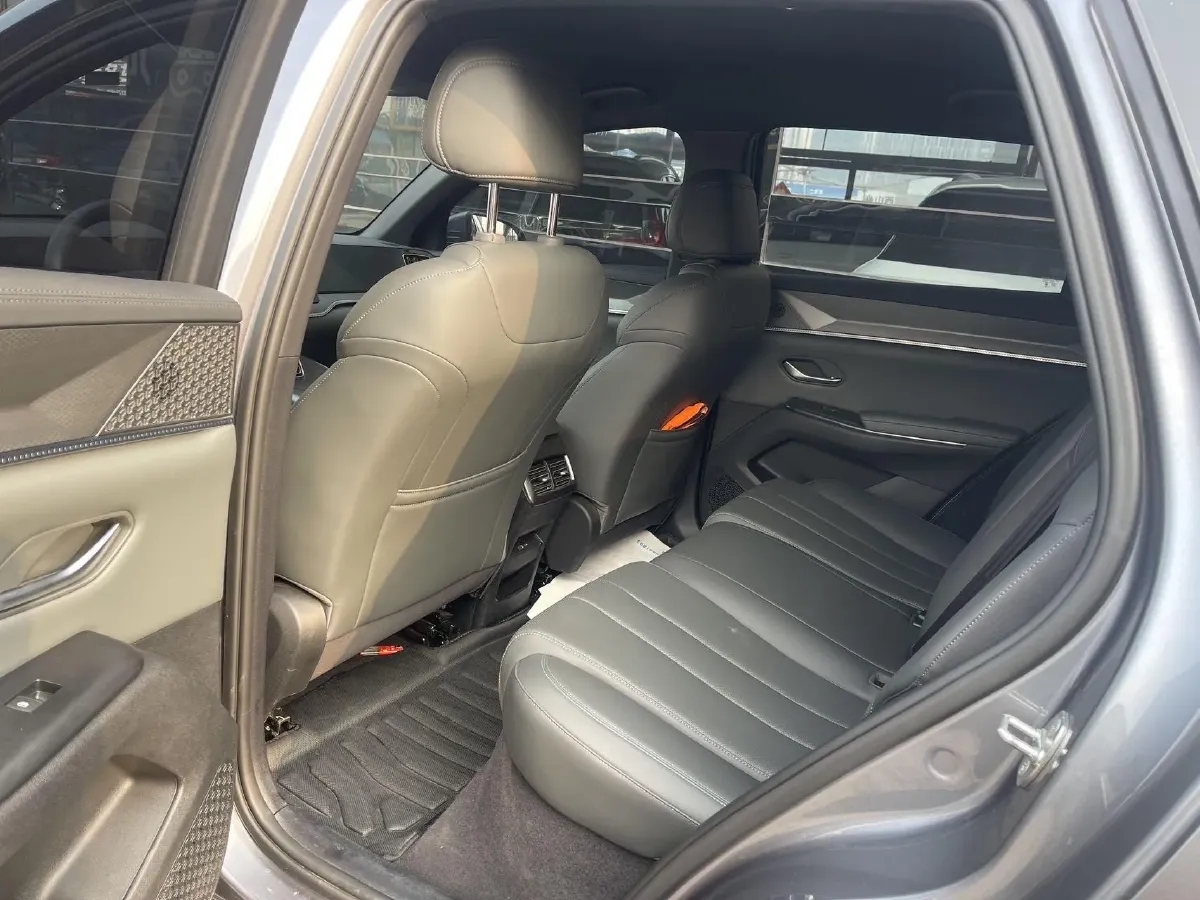 2025 BYD Song Pro 1.5L 101HP L4 E-CVT PHEV 12.9KWH,autocango,china used car exporter,china ev exporter,chinese used car exporter,chinese used ev exporter