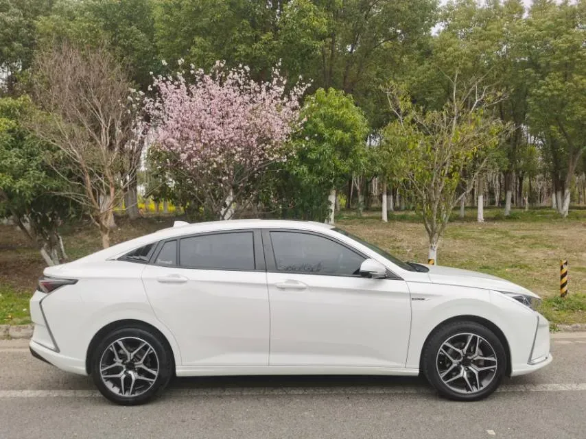 2021 DongFeng Aeolus YiXuan 1.5T 150HP L4 6DCT,autocango,china used car exporter,china ev exporter,chinese used car exporter,chinese used ev exporter