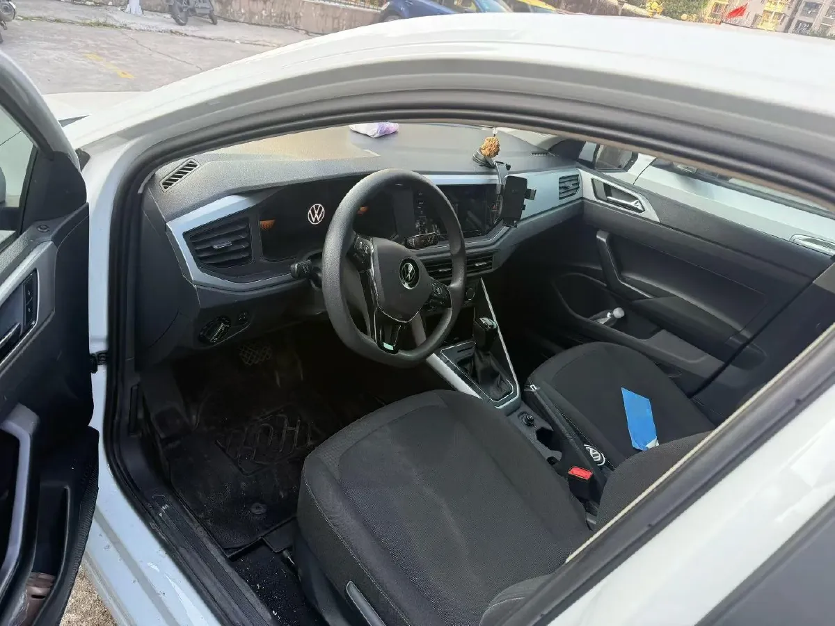 2023 Volkswagen Polo 1.5L 113HP L4 6AT,autocango,china used car exporter,china ev exporter,chinese used car exporter,chinese used ev exporter