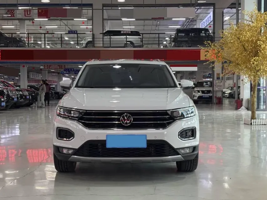 2022 Volkswagen T-Roc 1.4T 150HP L4 7DCT,autocango,china used car exporter,china ev exporter,chinese used car exporter,chinese used ev exporter