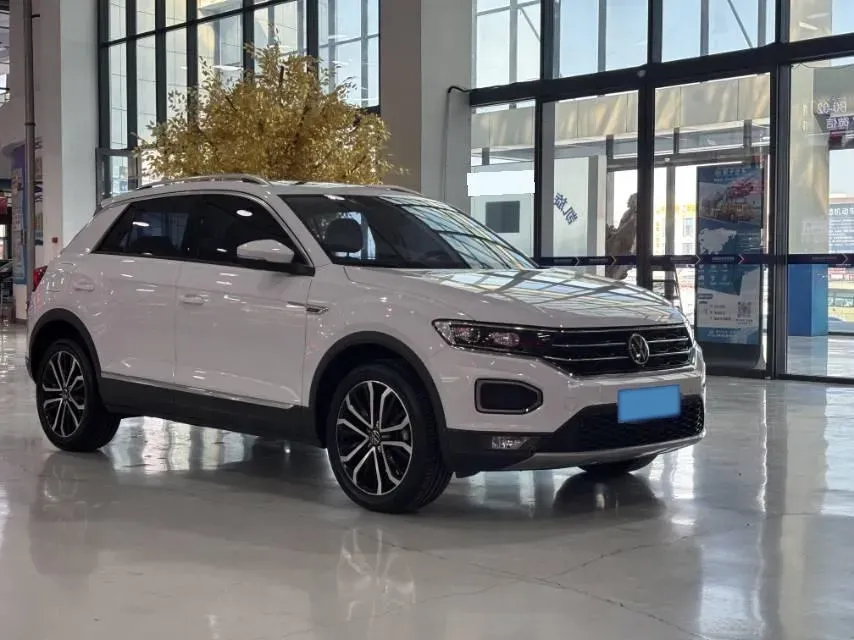 2022 Volkswagen T-Roc 1.4T 150HP L4 7DCT,autocango,china used car exporter,china ev exporter,chinese used car exporter,chinese used ev exporter