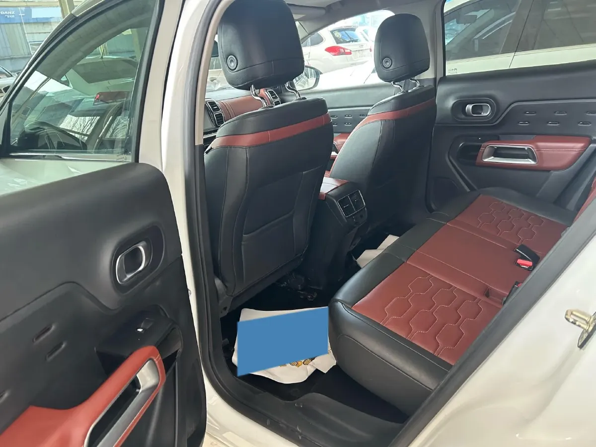 2017 Citroen C5 Aircross 1.6T 167HP L4 6AT,autocango,china used car exporter,china ev exporter,chinese used car exporter,chinese used ev exporter