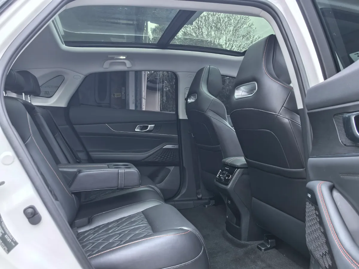 2022 Bestune T99 2.0T 224HP L4 6AT,autocango,china used car exporter,china ev exporter,chinese used car exporter,chinese used ev exporter