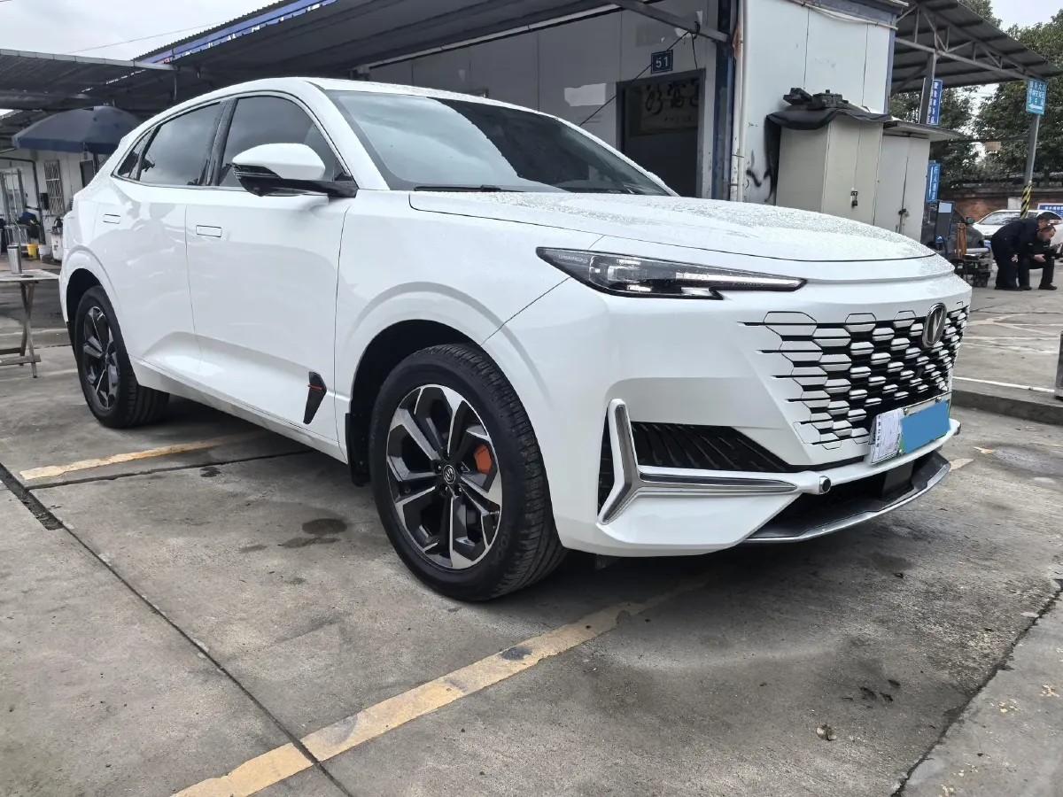2022 Bestune T99 2.0T 224HP L4 6AT,autocango,china used car exporter,china ev exporter,chinese used car exporter,chinese used ev exporter
