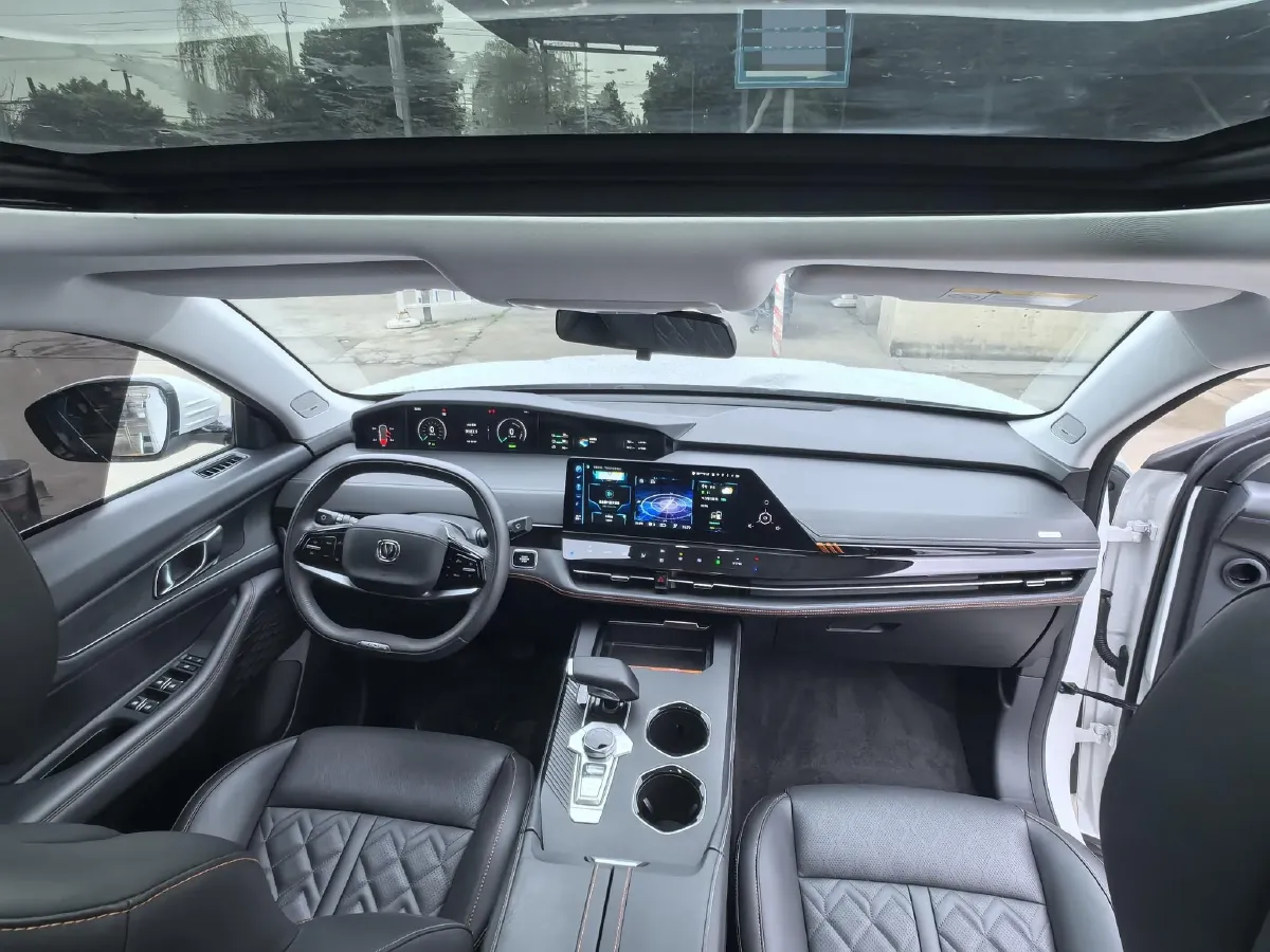 2022 Bestune T99 2.0T 224HP L4 6AT,autocango,china used car exporter,china ev exporter,chinese used car exporter,chinese used ev exporter