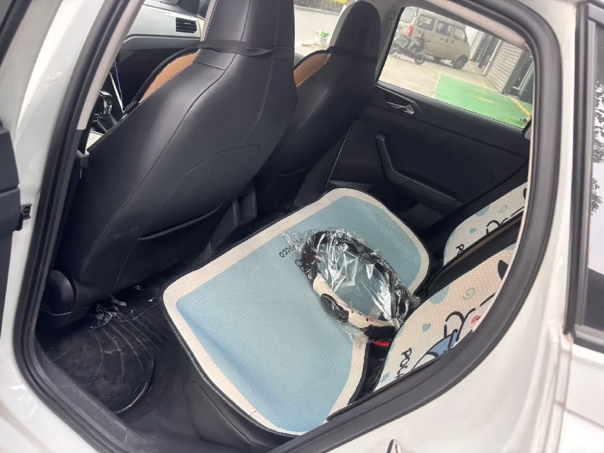 2023 Volkswagen Polo 1.5L 110HP L4 6AT,autocango,china used car exporter,china ev exporter,chinese used car exporter,chinese used ev exporter