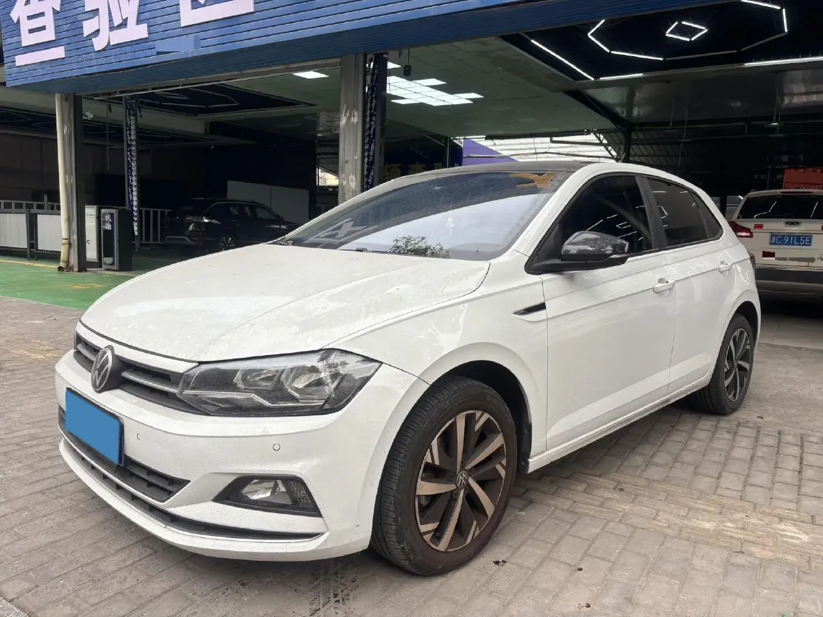 2023 Volkswagen Polo 1.5L 110HP L4 6AT,autocango,china used car exporter,china ev exporter,chinese used car exporter,chinese used ev exporter