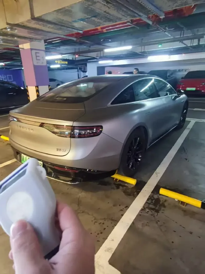 2024 Luxeed S7 BEV 82KWH,autocango,china used car exporter,china ev exporter,chinese used car exporter,chinese used ev exporter