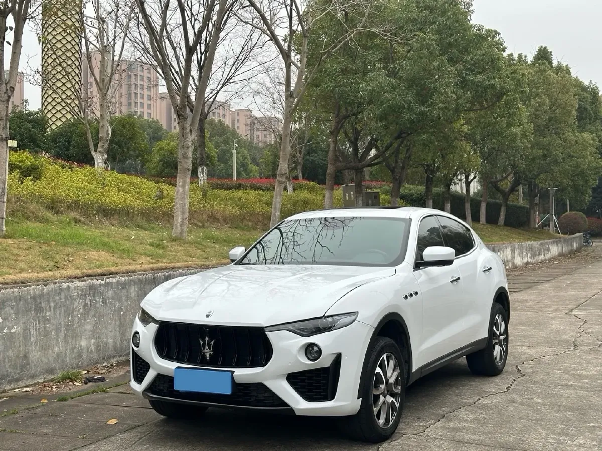 2018 Jaguar XJ 3.0T 340HP V6 8AT,autocango,china used car exporter,china ev exporter,chinese used car exporter,chinese used ev exporter