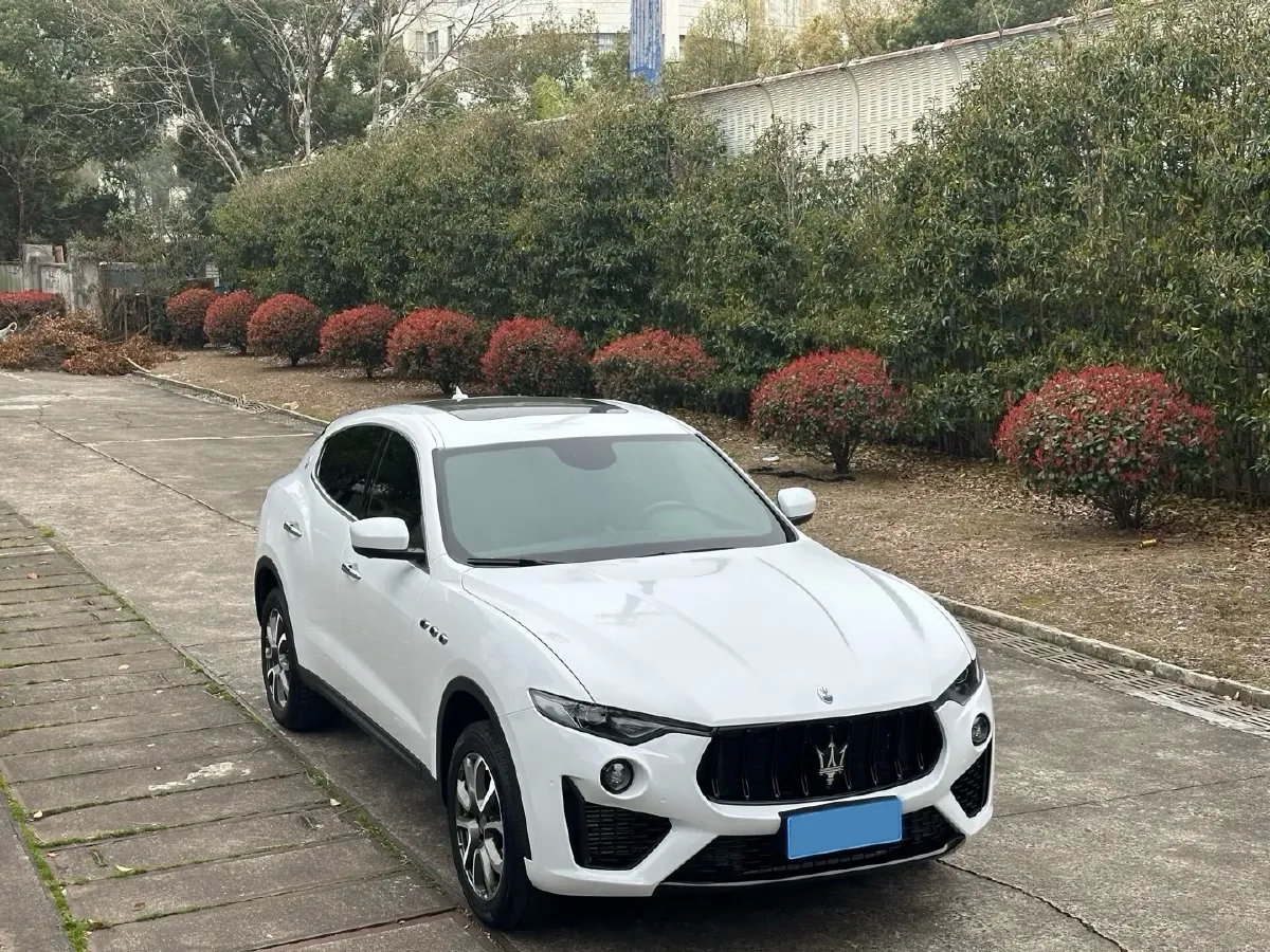 2018 Jaguar XJ 3.0T 340HP V6 8AT,autocango,china used car exporter,china ev exporter,chinese used car exporter,chinese used ev exporter