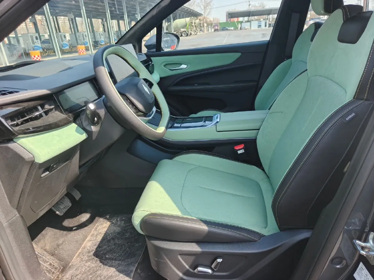 2023 Livan 7 BEV 68.03KWH,autocango,china used car exporter,china ev exporter,chinese used car exporter,chinese used ev exporter