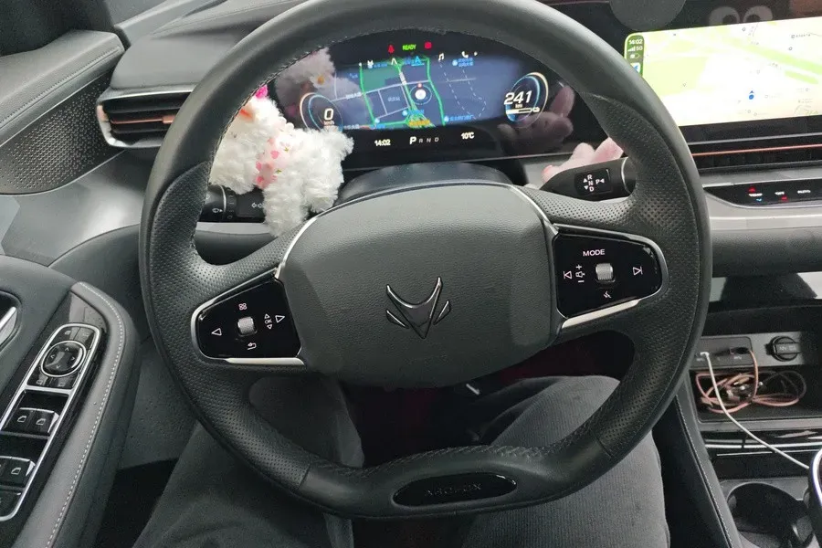 2022 ARCFOX αS BEV 65.6KWH,autocango,china used car exporter,china ev exporter,chinese used car exporter,chinese used ev exporter