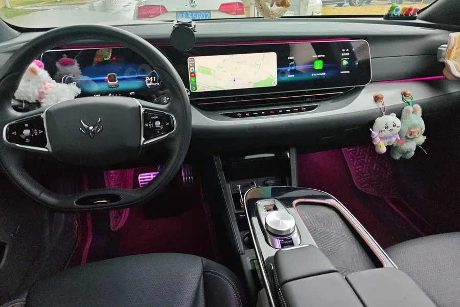 2022 ARCFOX αS BEV 65.6KWH,autocango,china used car exporter,china ev exporter,chinese used car exporter,chinese used ev exporter