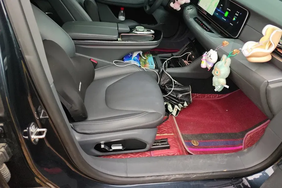 2022 ARCFOX αS BEV 65.6KWH,autocango,china used car exporter,china ev exporter,chinese used car exporter,chinese used ev exporter