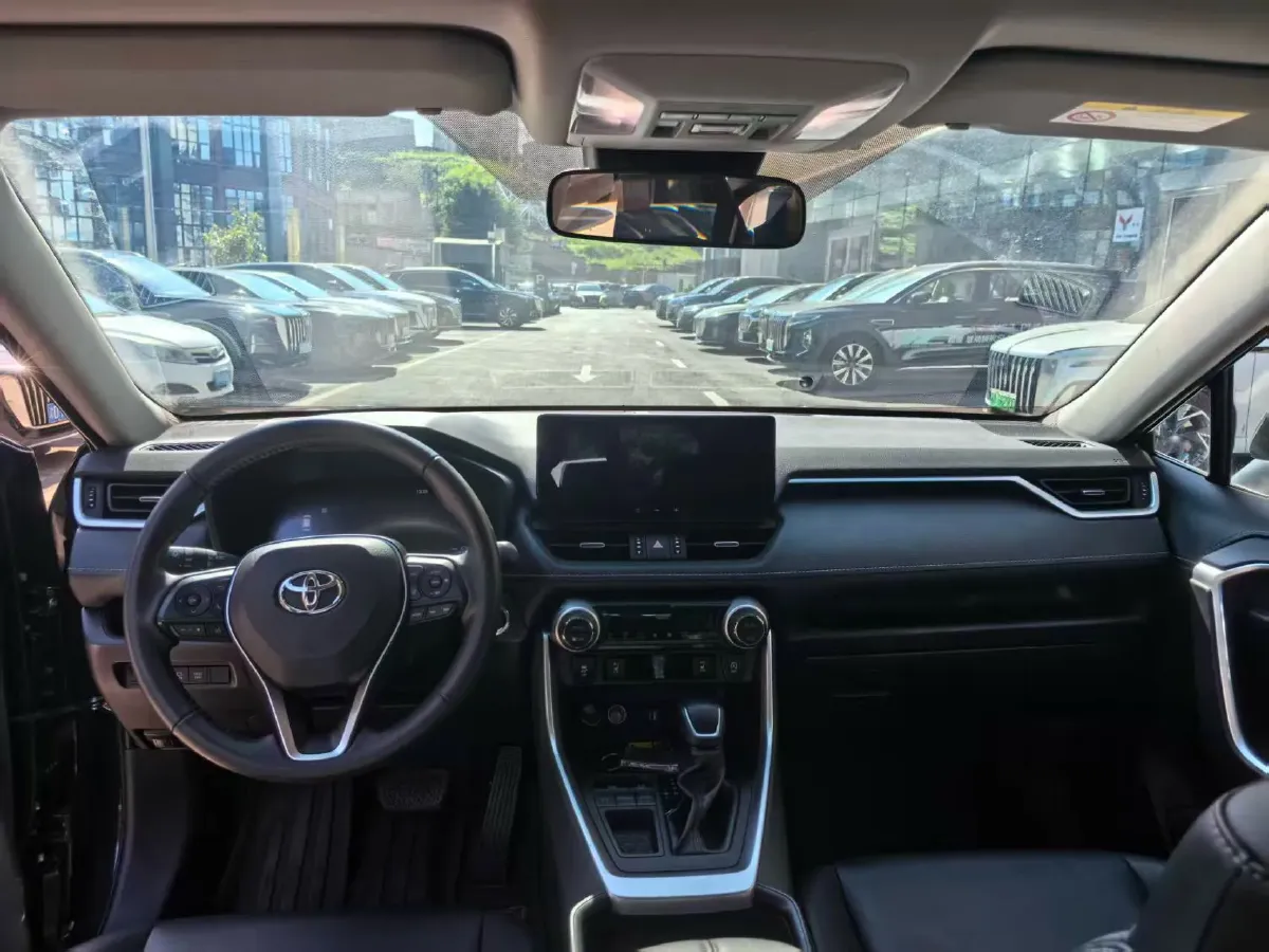 2024 Toyota RAV4 2.0L 171HP L4 CVT,autocango,china used car exporter,china ev exporter,chinese used car exporter,chinese used ev exporter