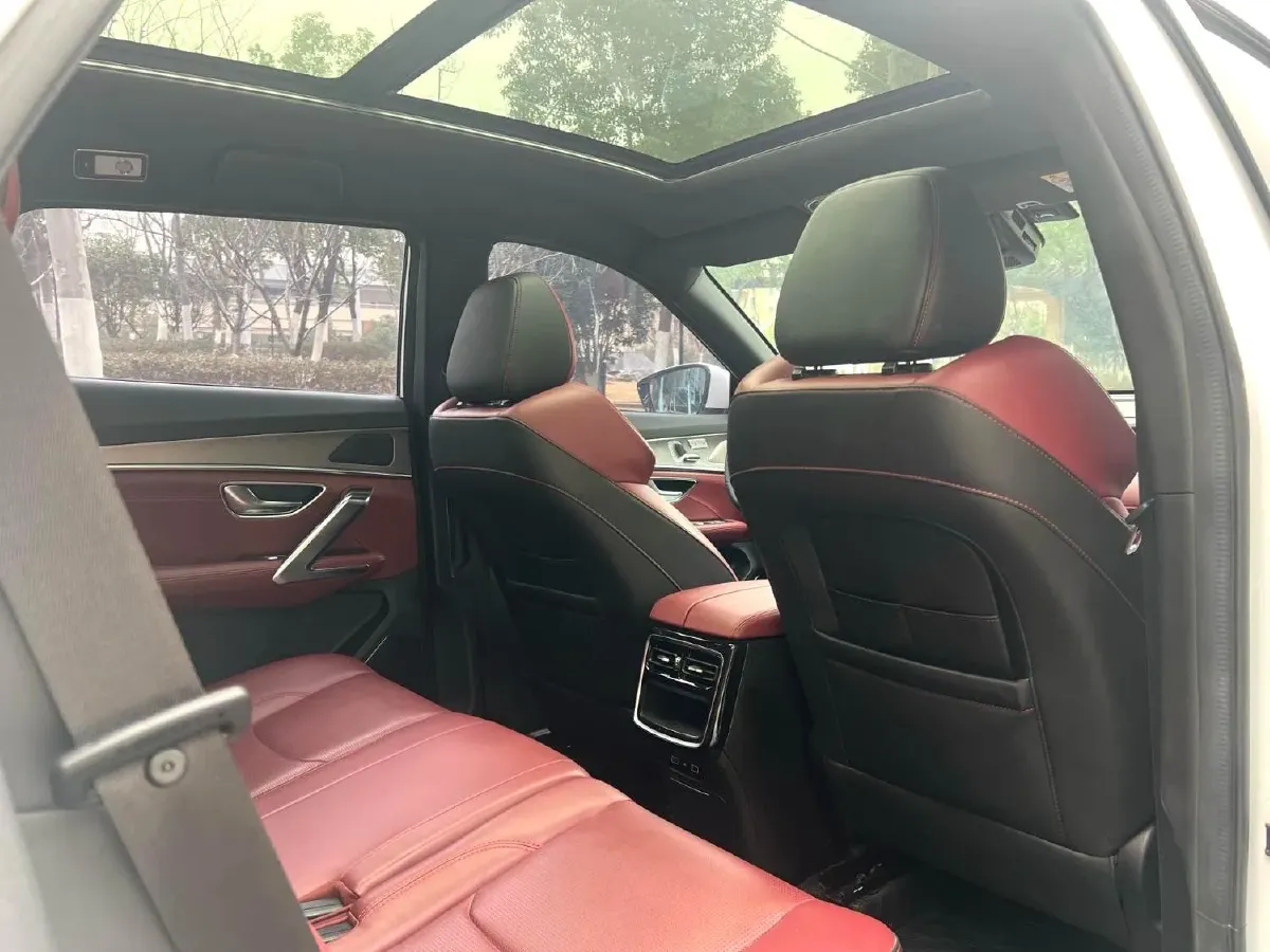 2021 Jetour X70 1.6T 197HP L4 7DCT,autocango,china used car exporter,china ev exporter,chinese used car exporter,chinese used ev exporter