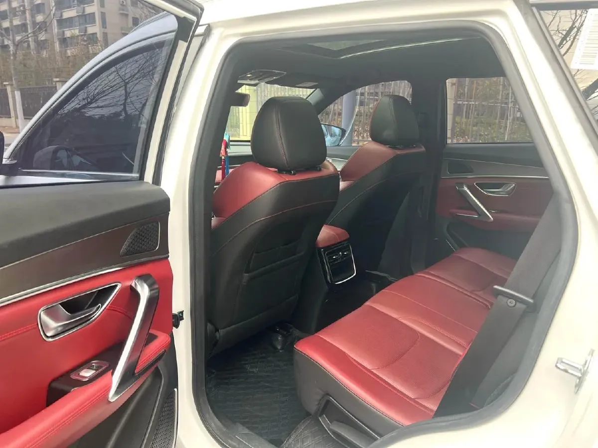 2021 Jetour X70 1.6T 197HP L4 7DCT,autocango,china used car exporter,china ev exporter,chinese used car exporter,chinese used ev exporter