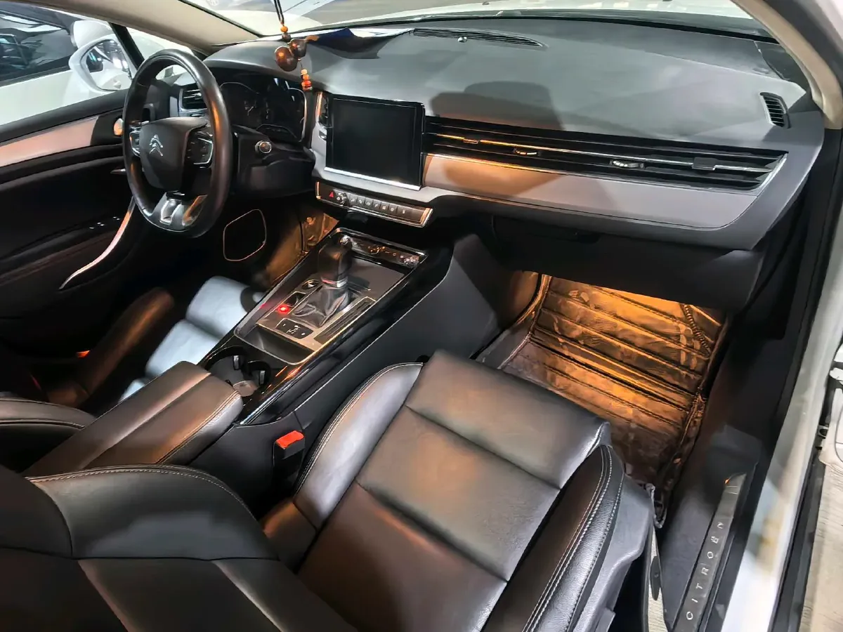 2017 Citroen C5 1.6T 167HP L4 6AT,autocango,china used car exporter,china ev exporter,chinese used car exporter,chinese used ev exporter