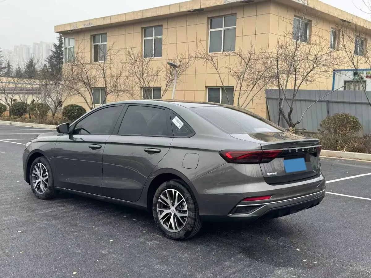 2025 Geely Emgrand 1.5L 127HP L4 CVT,autocango,china used car exporter,china ev exporter,chinese used car exporter,chinese used ev exporter