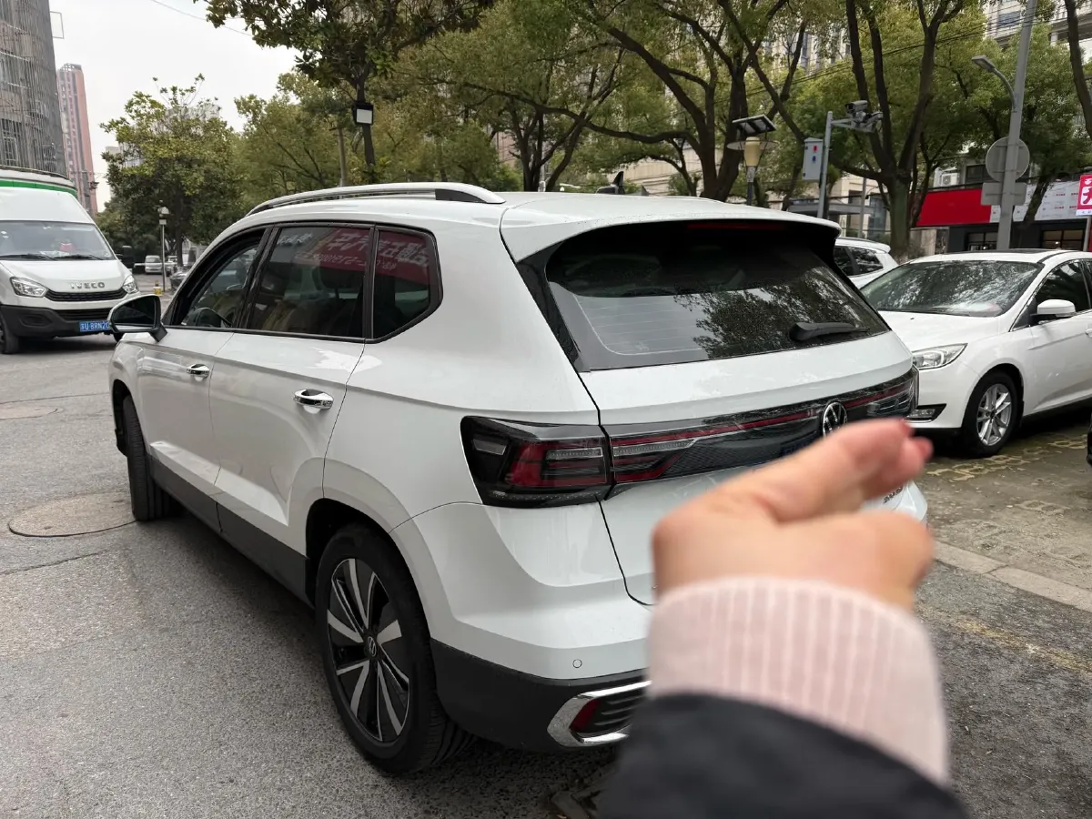 2025 Volkswagen Tharu 1.5T 160HP L4 7DCT,autocango,china used car exporter,china ev exporter,chinese used car exporter,chinese used ev exporter