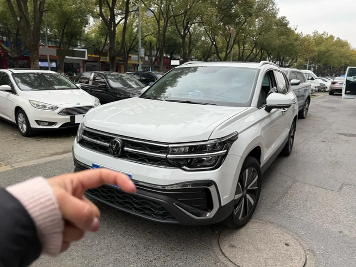 2025 Volkswagen Tharu 1.5T 160HP L4 7DCT,autocango,china used car exporter,china ev exporter,chinese used car exporter,chinese used ev exporter