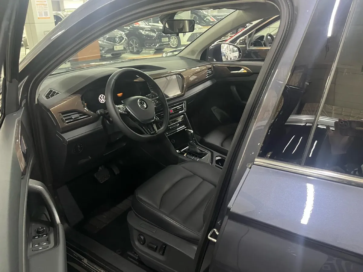 2021 Volkswagen Tharu 1.4T 150HP L4 7DCT,autocango,china used car exporter,china ev exporter,chinese used car exporter,chinese used ev exporter