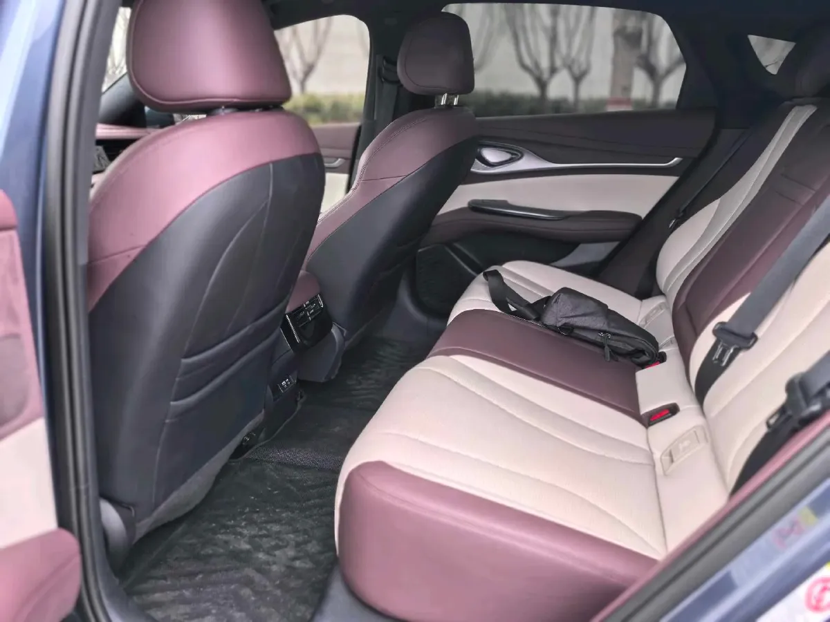 2023 BYD Seal 1.5L 110HP L4 E-CVT PHEV 17.6KWH,autocango,china used car exporter,china ev exporter,chinese used car exporter,chinese used ev exporter