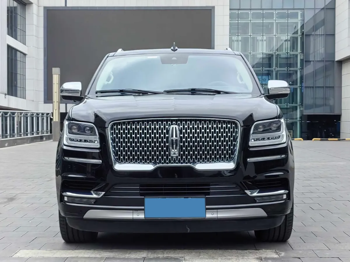 2020 Lincoln Navigator 3.5T 388HP V6 10AT,autocango,china used car exporter,china ev exporter,chinese used car exporter,chinese used ev exporter