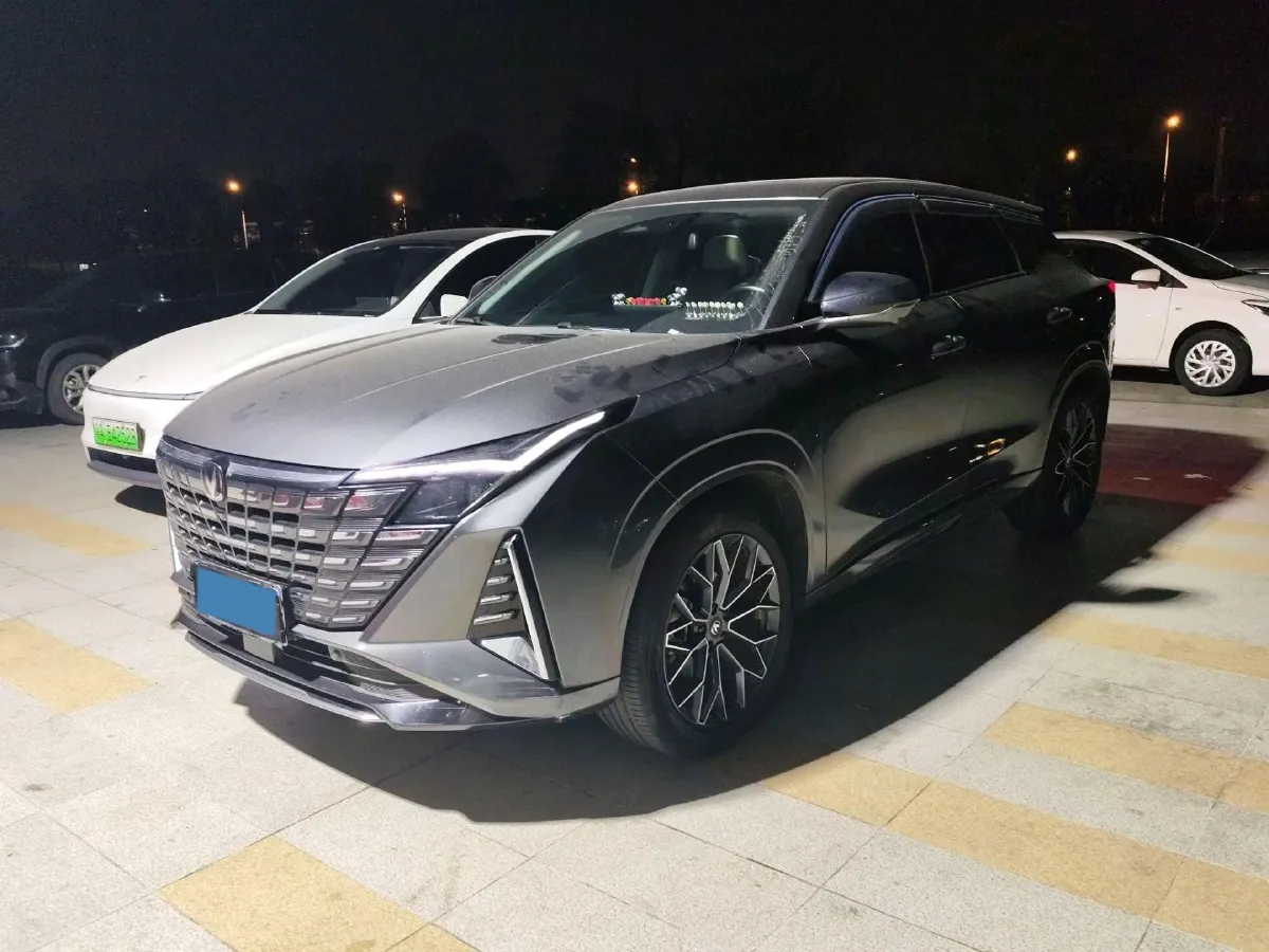 2025 ChangAn UNI-Z 1.5T 188HP L4 7DCT,autocango,china used car exporter,china ev exporter,chinese used car exporter,chinese used ev exporter