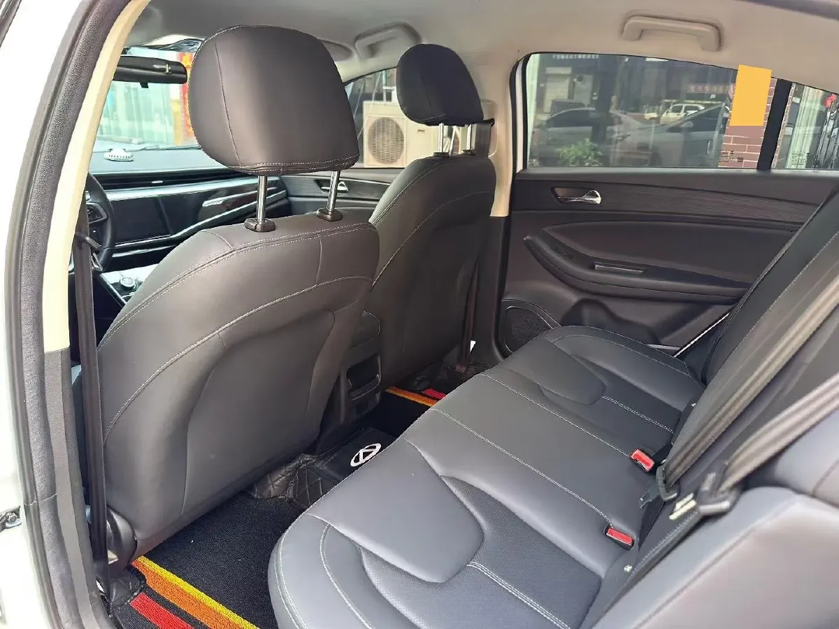 2021 Chery Arrizo 5 1.5L 116HP L4 5MT,autocango,china used car exporter,china ev exporter,chinese used car exporter,chinese used ev exporter