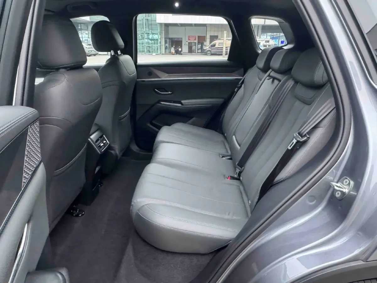 2025 BYD Song Pro 1.5L 101HP L4 E-CVT PHEV 18.3KWH,autocango,china used car exporter,china ev exporter,chinese used car exporter,chinese used ev exporter