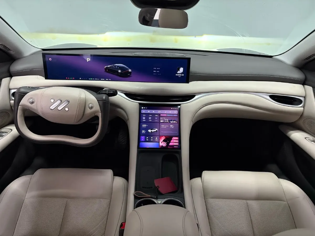 2024 IM L6 BEV 75KWH,autocango,china used car exporter,china ev exporter,chinese used car exporter,chinese used ev exporter