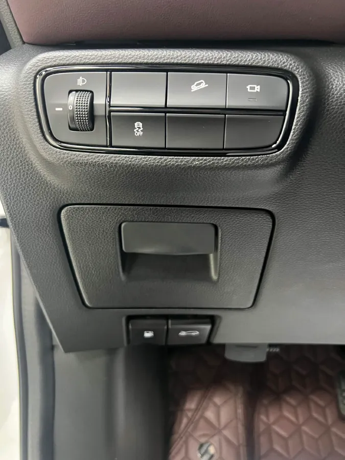 2021 GAC Trumpchi M6 1.5T 169HP L4 7DCT,autocango,china used car exporter,china ev exporter,chinese used car exporter,chinese used ev exporter