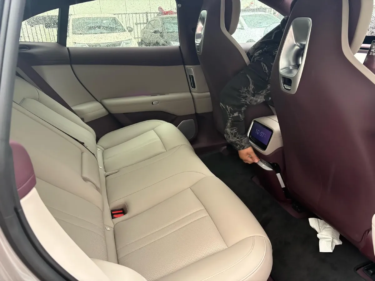 2025 MI YU7 BEV 96.3KWH,autocango,china used car exporter,china ev exporter,chinese used car exporter,chinese used ev exporter