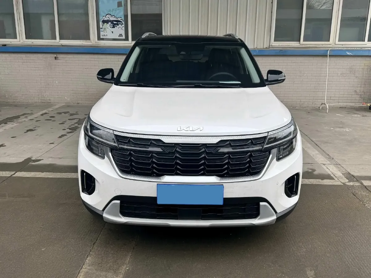 2023 Kia Seltos 1.5L 115HP L4 CVT,autocango,china used car exporter,china ev exporter,chinese used car exporter,chinese used ev exporter