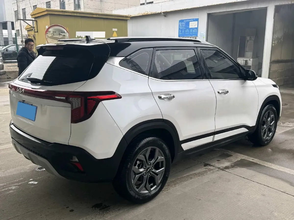 2023 Kia Seltos 1.5L 115HP L4 CVT,autocango,china used car exporter,china ev exporter,chinese used car exporter,chinese used ev exporter